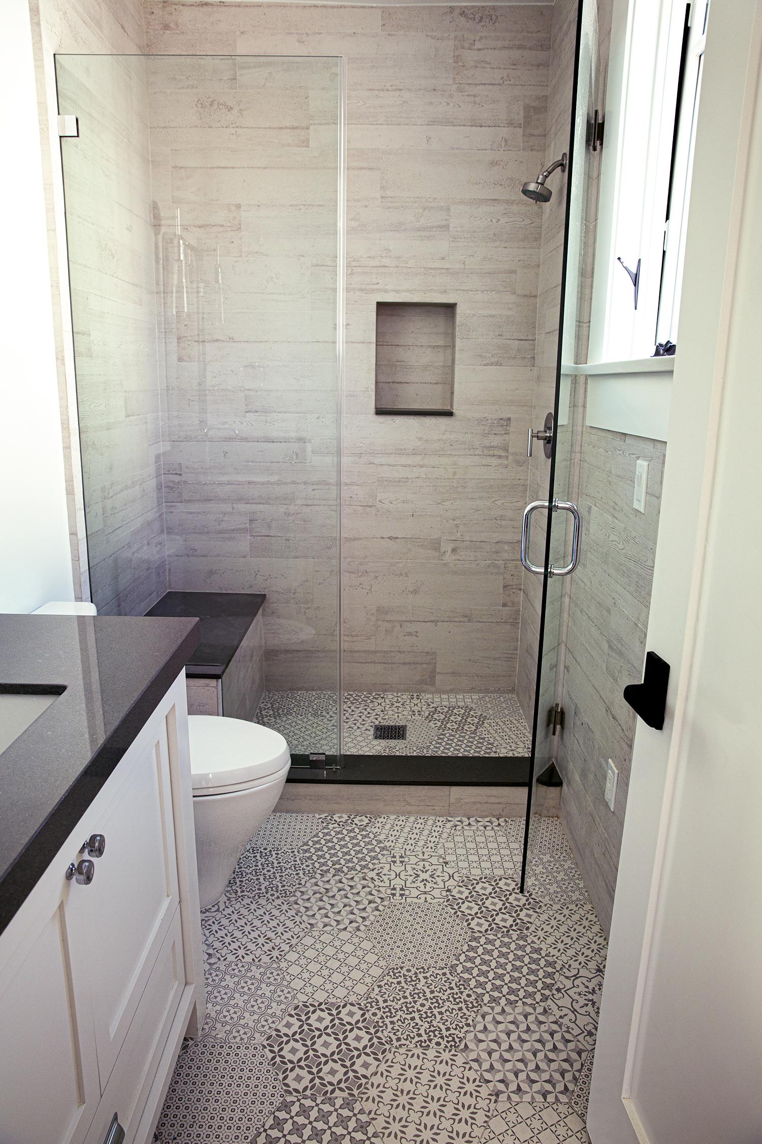 R_BATH2_U1A9547